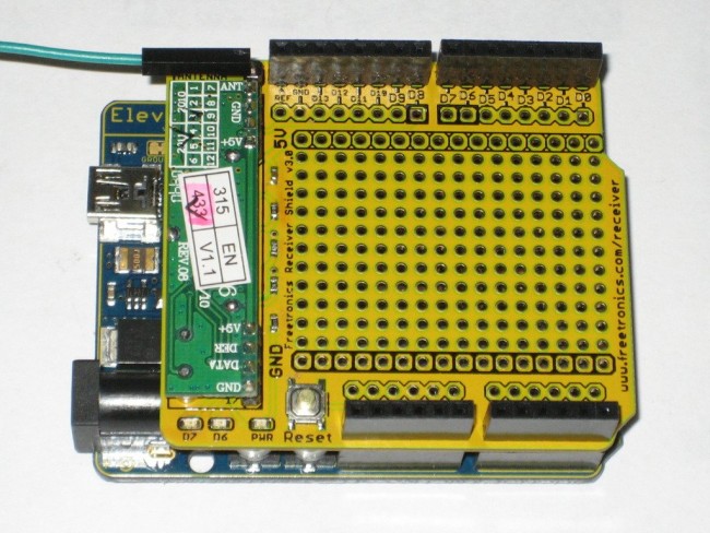 Freetronics Receiver Shield for Arduino: 315MHz / 433MHz | Core