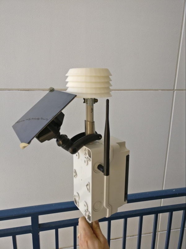 lorawan-tank-sensor-rear-final-project