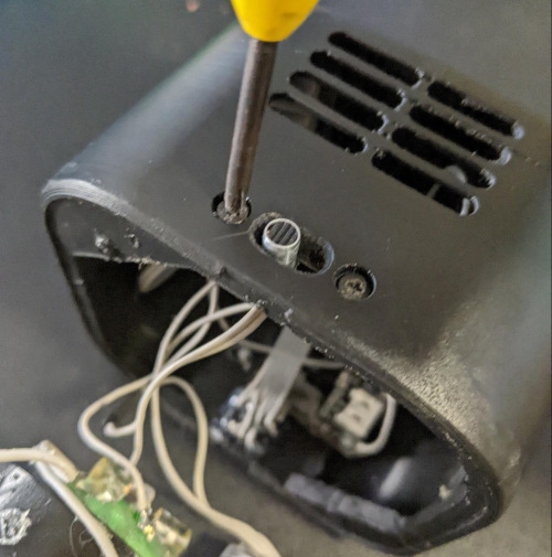 mini desk vacuum screwing in switch screwing in the switch