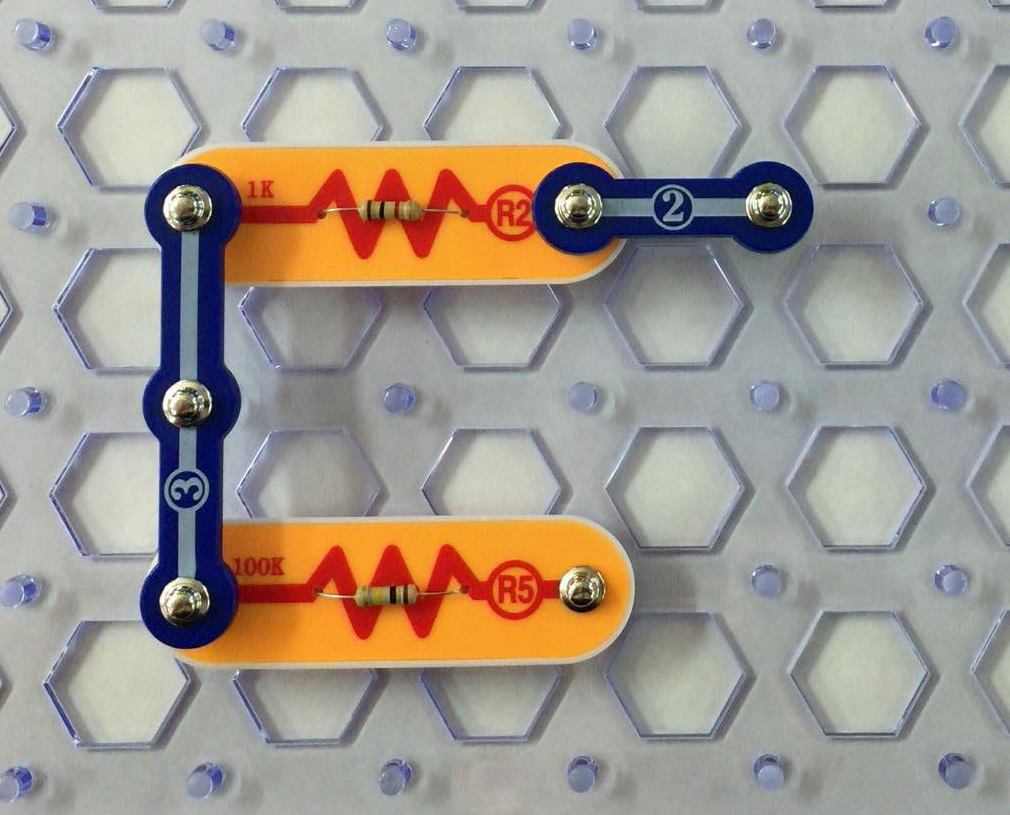 stacked-snap-circuit-parts